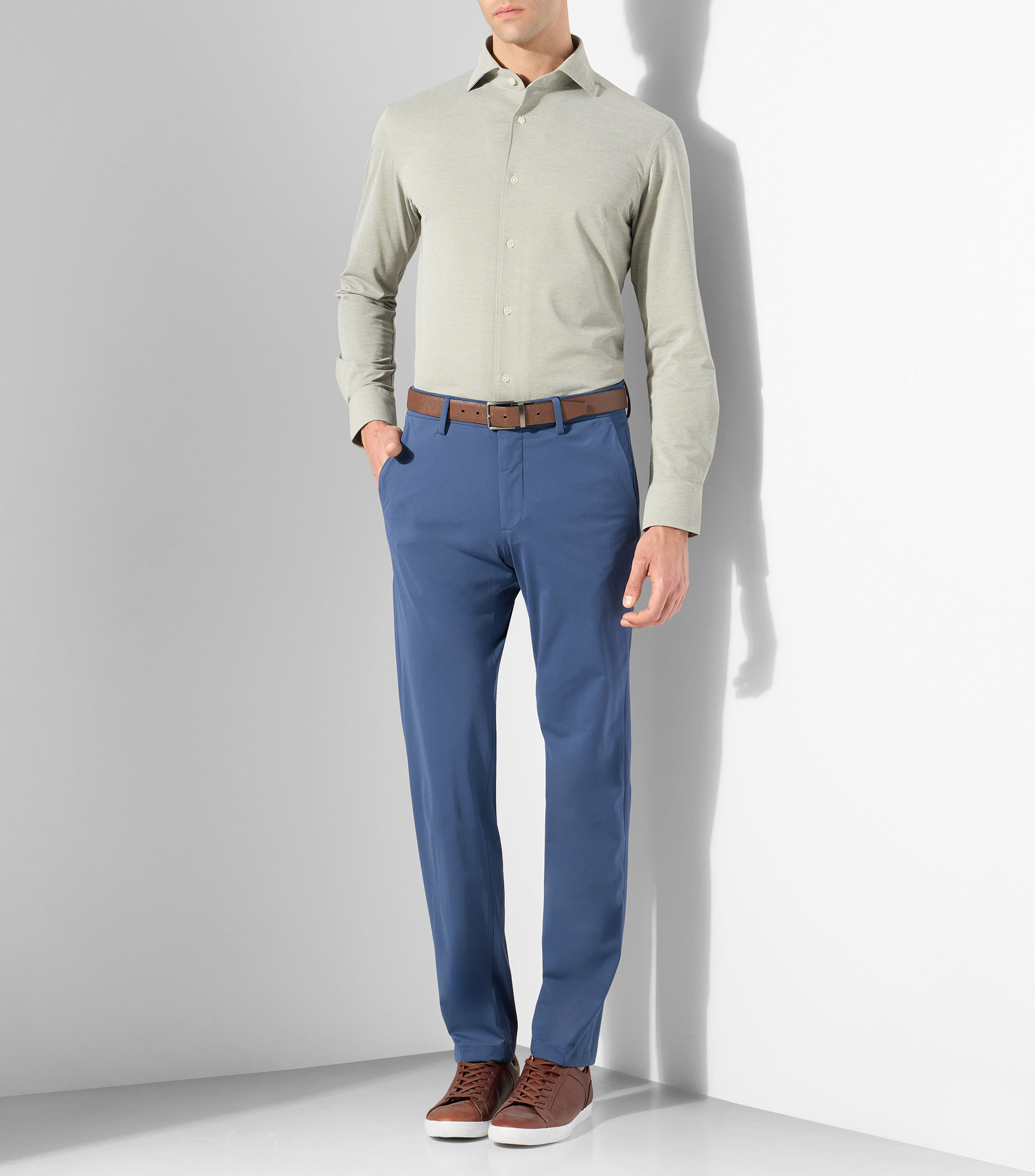 Pantalón casual Hombre